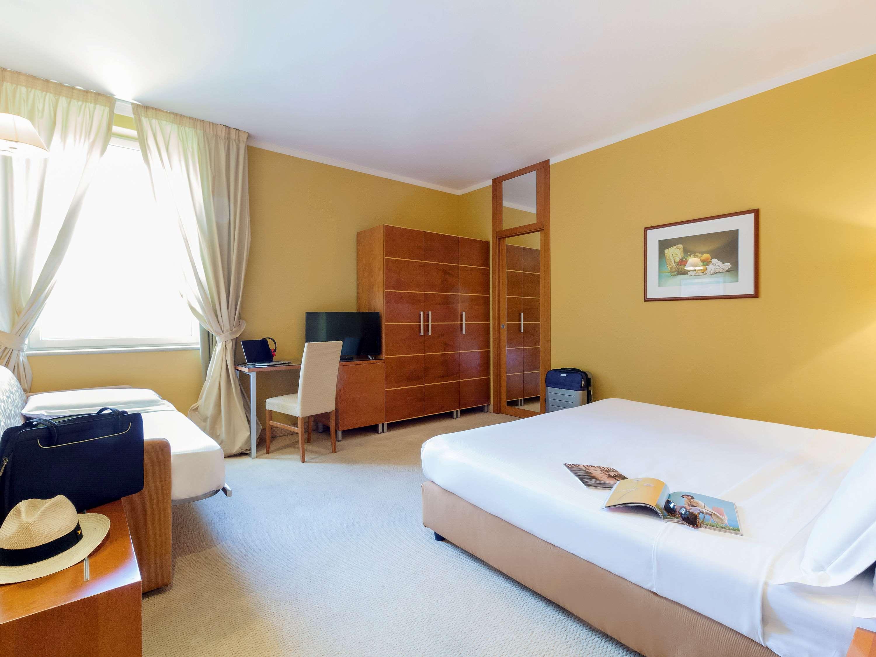 Ibis Styles Bari Giovinazzo Hotel Ngoại thất bức ảnh