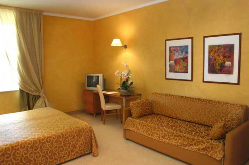 Ibis Styles Bari Giovinazzo Hotel Ngoại thất bức ảnh