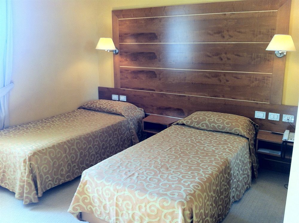 Ibis Styles Bari Giovinazzo Hotel Ngoại thất bức ảnh