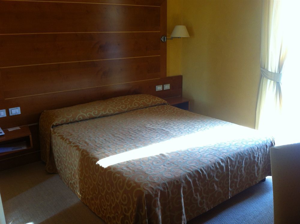 Ibis Styles Bari Giovinazzo Hotel Ngoại thất bức ảnh