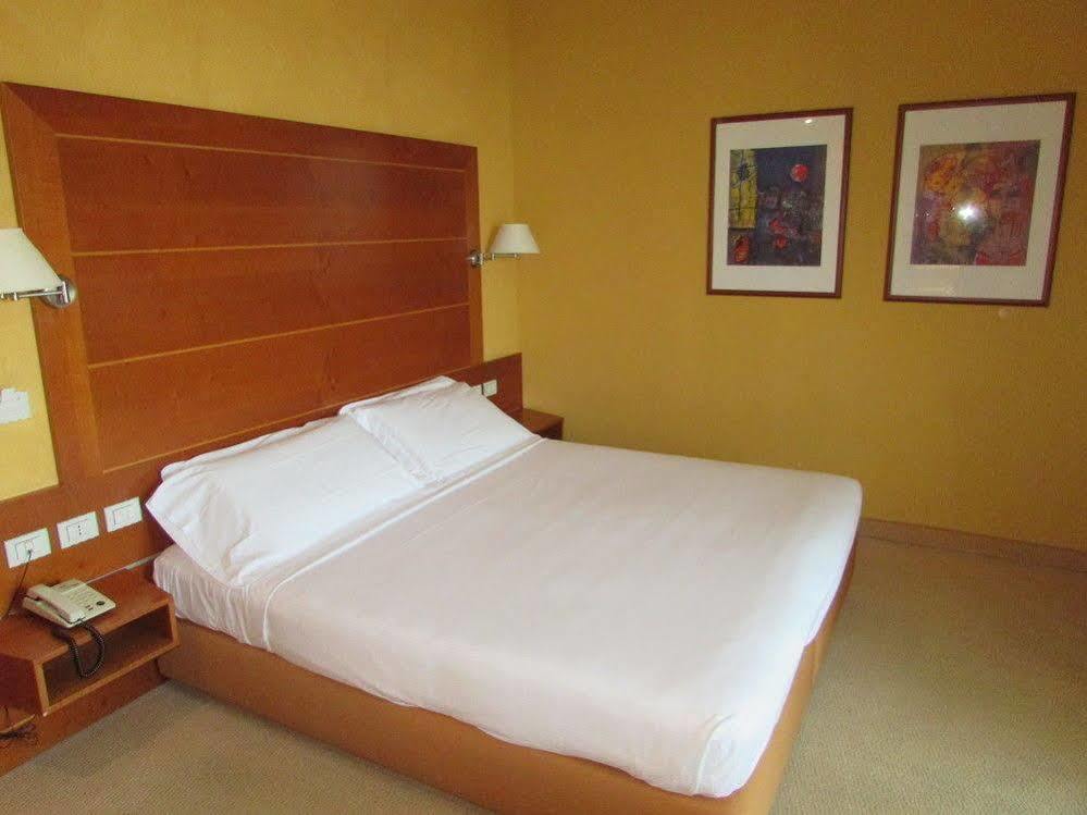 Ibis Styles Bari Giovinazzo Hotel Ngoại thất bức ảnh